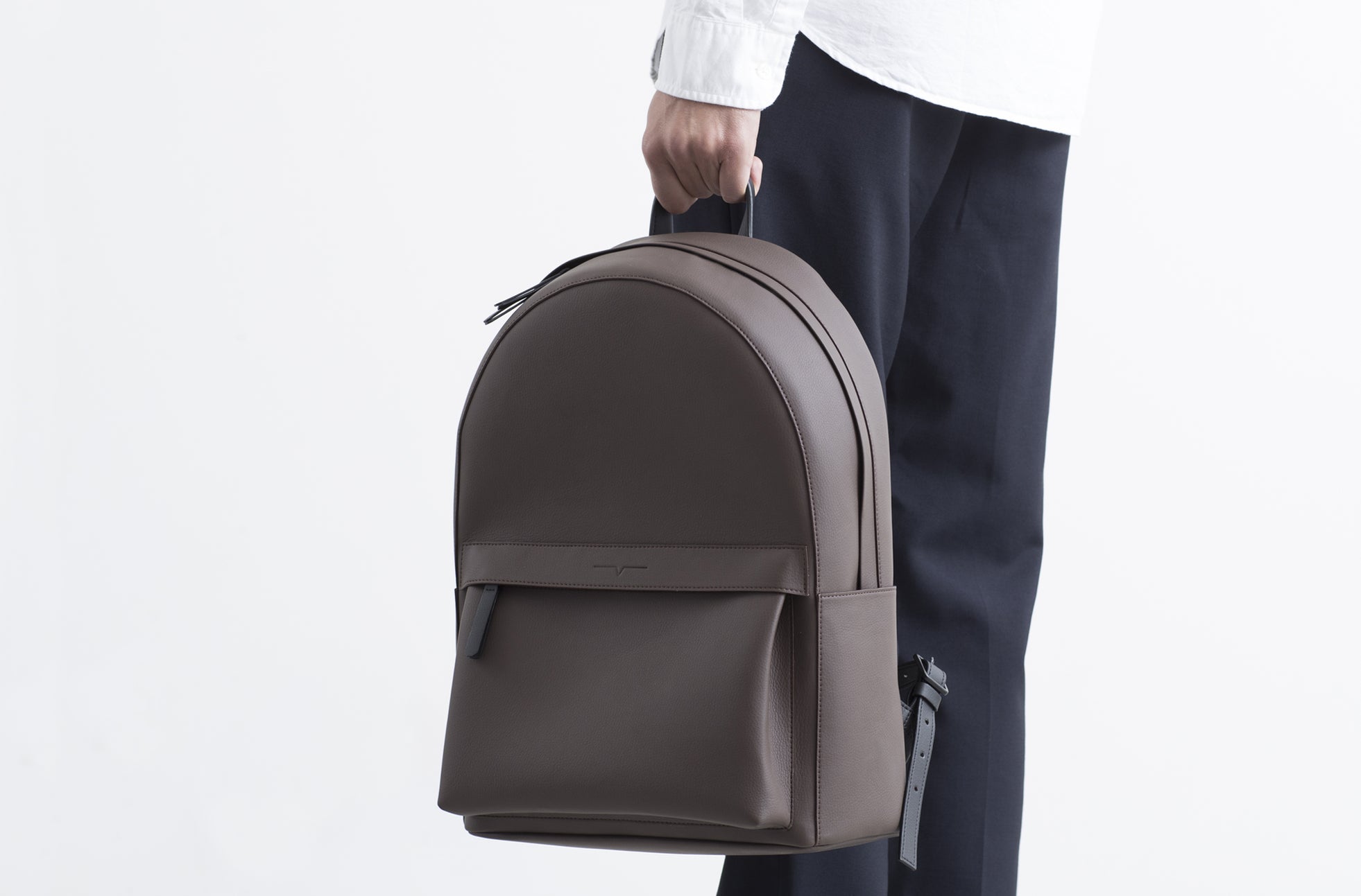 The Classic Backpack in Technik in Taupe and Black image 
