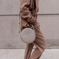 The Circle Crossbody - Sample Sale in Banbū in Stone image 2