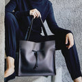The Medium Shopper in Technik-Leather in Taupe and Black image 2