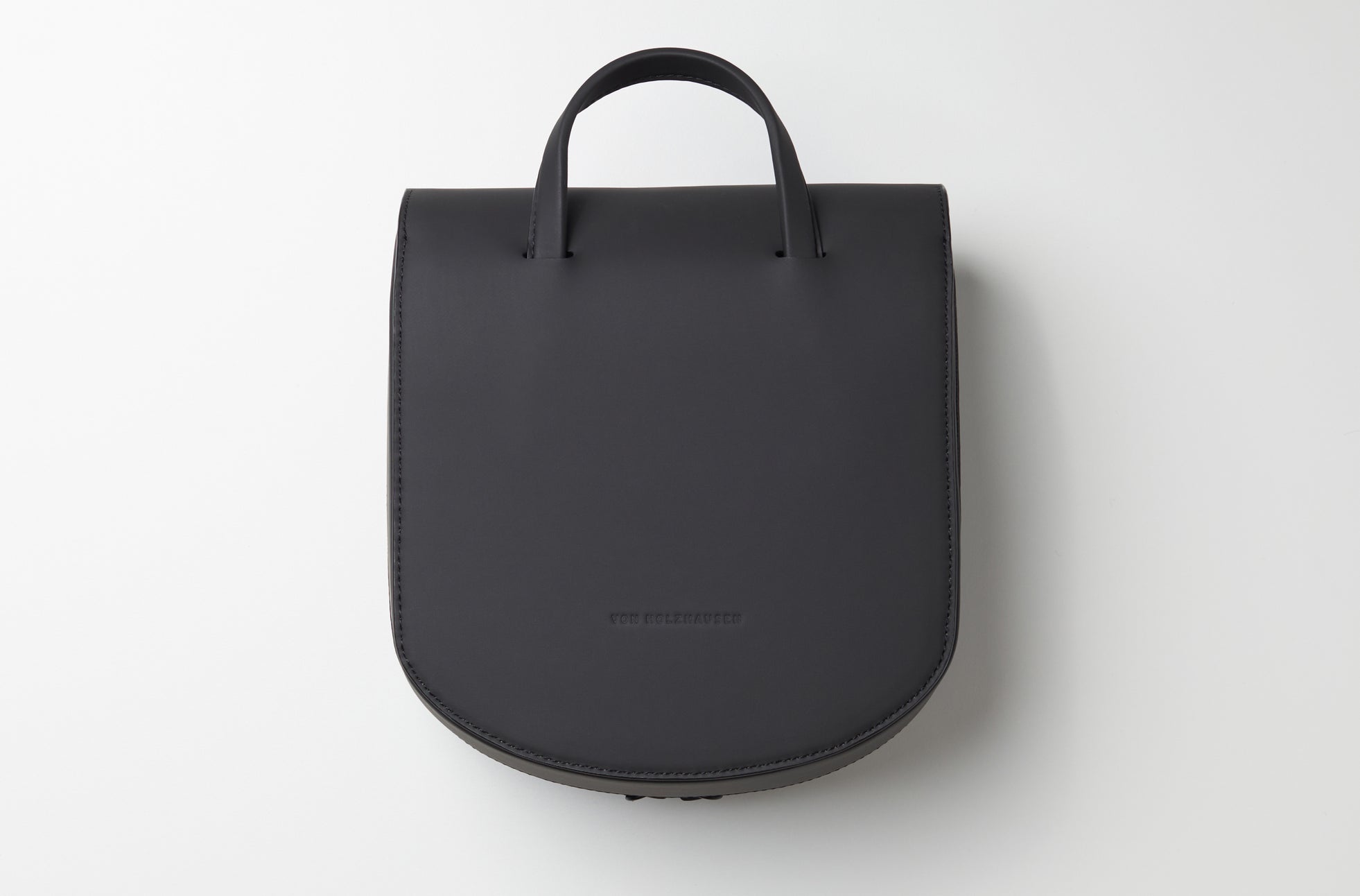 The Carry Sling for Apple Vision Pro in Banbū in Black image 2