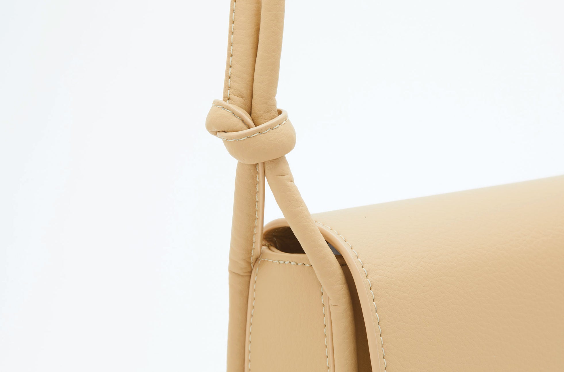 The Baguette in Technik in Sand image 7