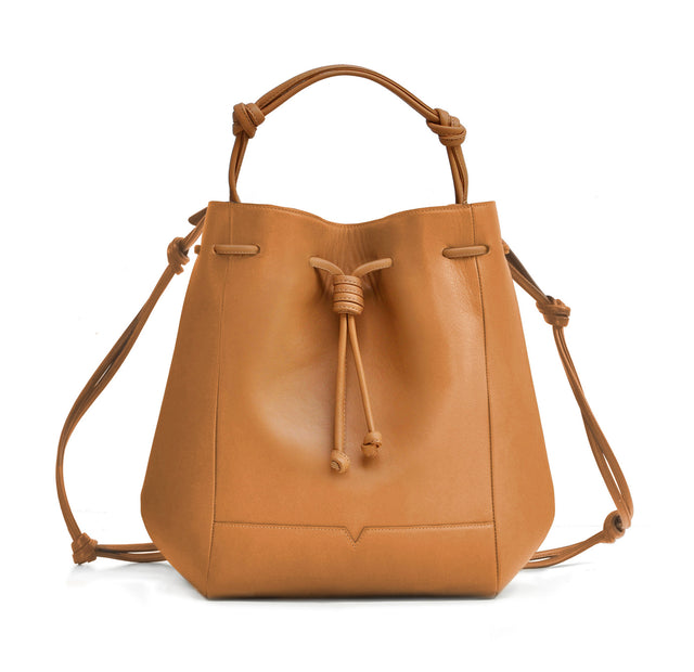 The Large Bucket Backpack - Technik-Leather in Caramel