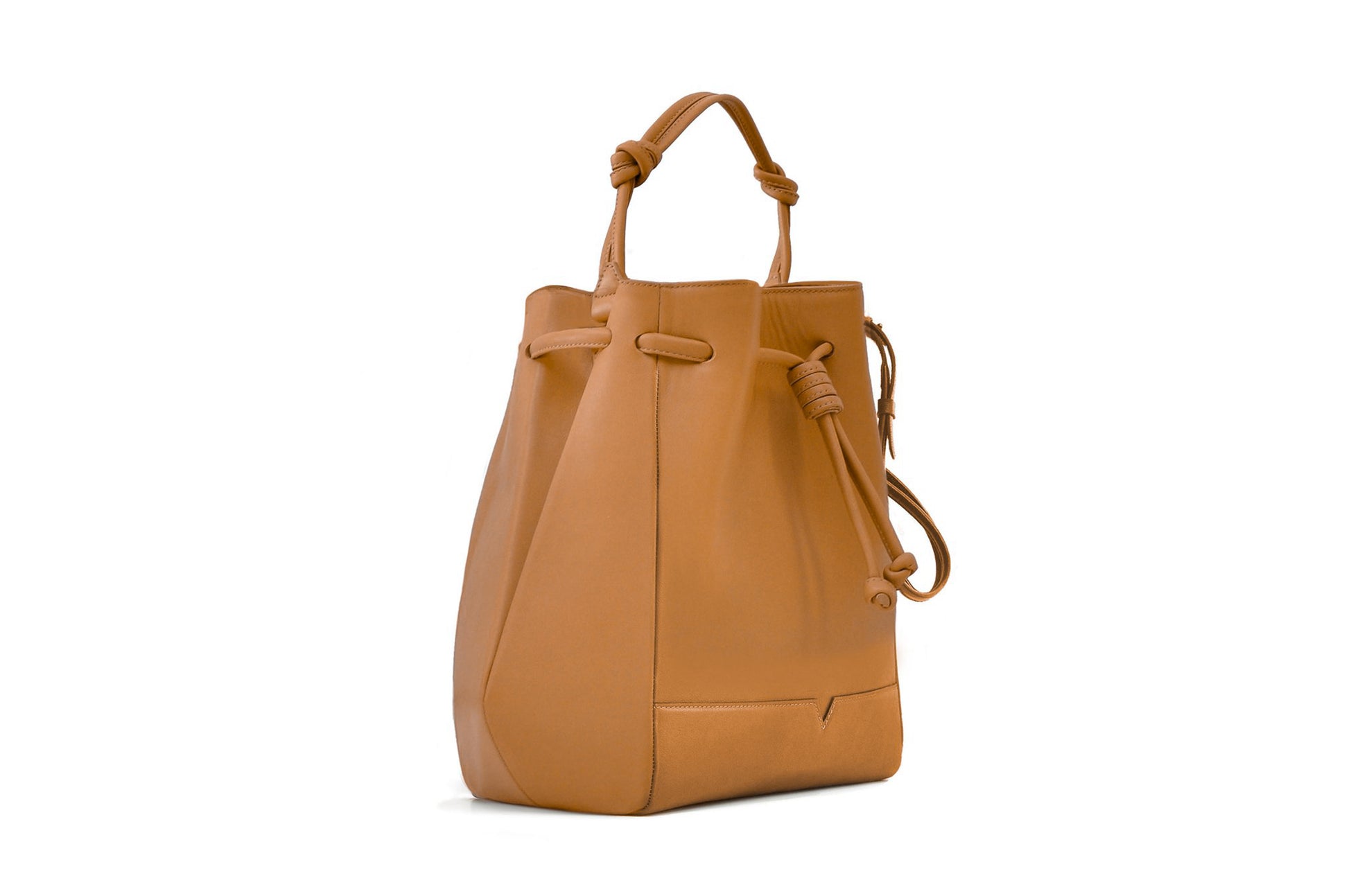 The Large Bucket Backpack - Sample Sale in Technik in Caramel image 3