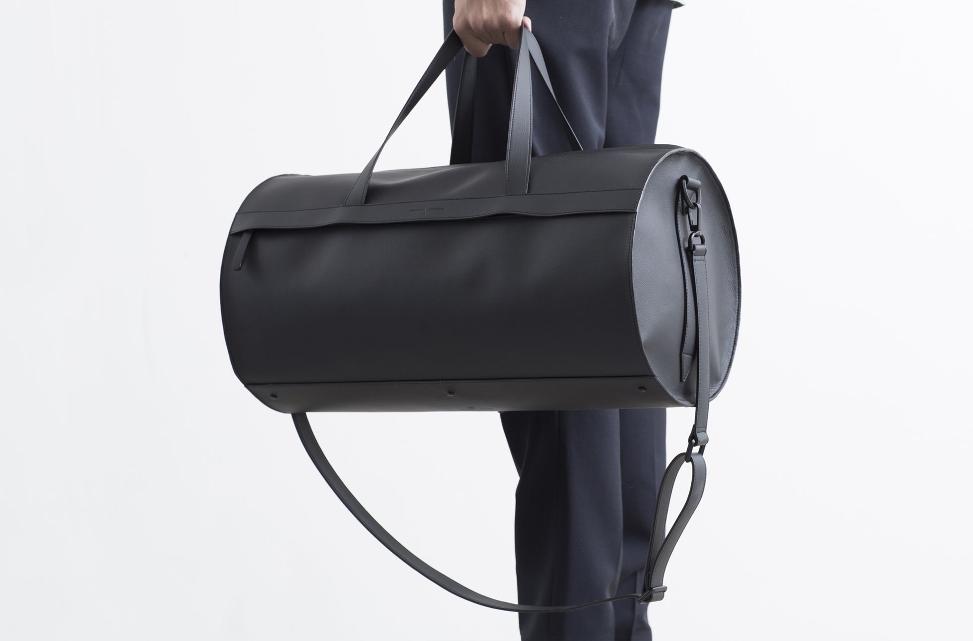 The Duffel in Technik in Black image 12