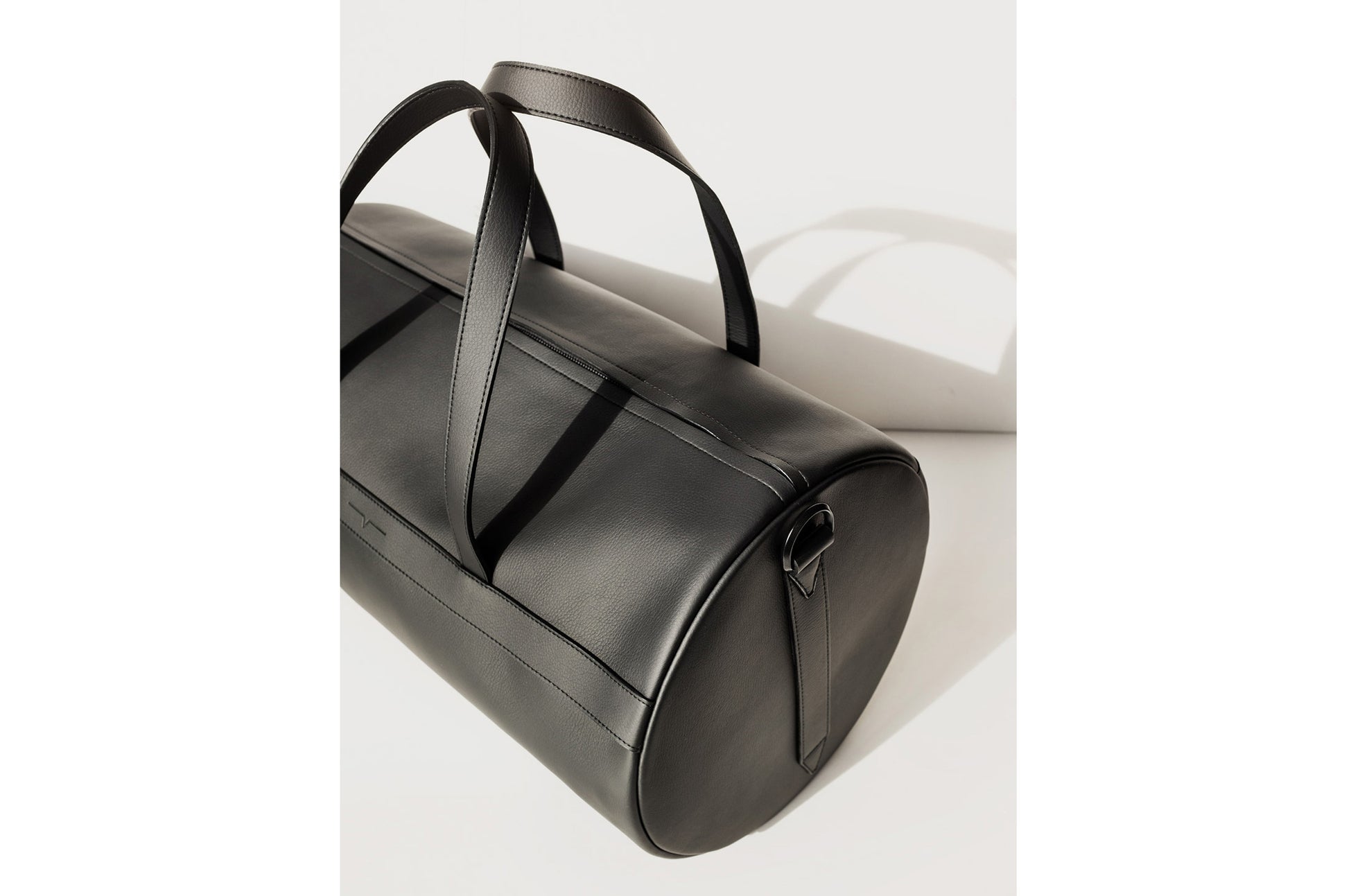 The Duffel in Technik in Black image 10