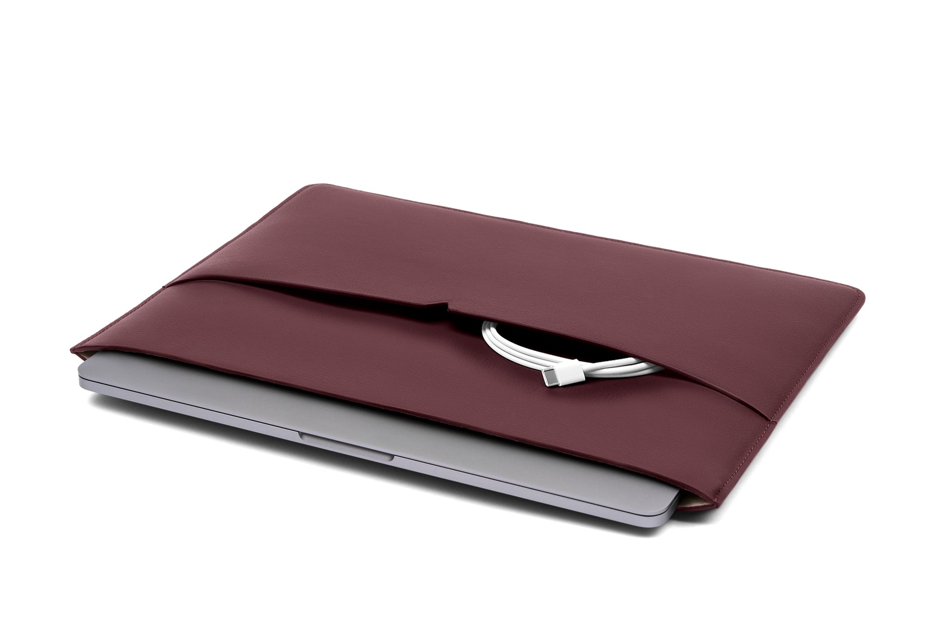The MacBook Sleeve 13-inch in Technik in Burgundy image 5