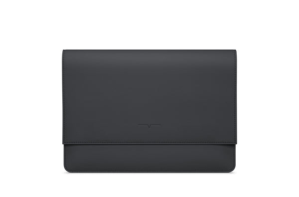 The MacBook Sleeve 13-inch in Black – von Holzhausen
