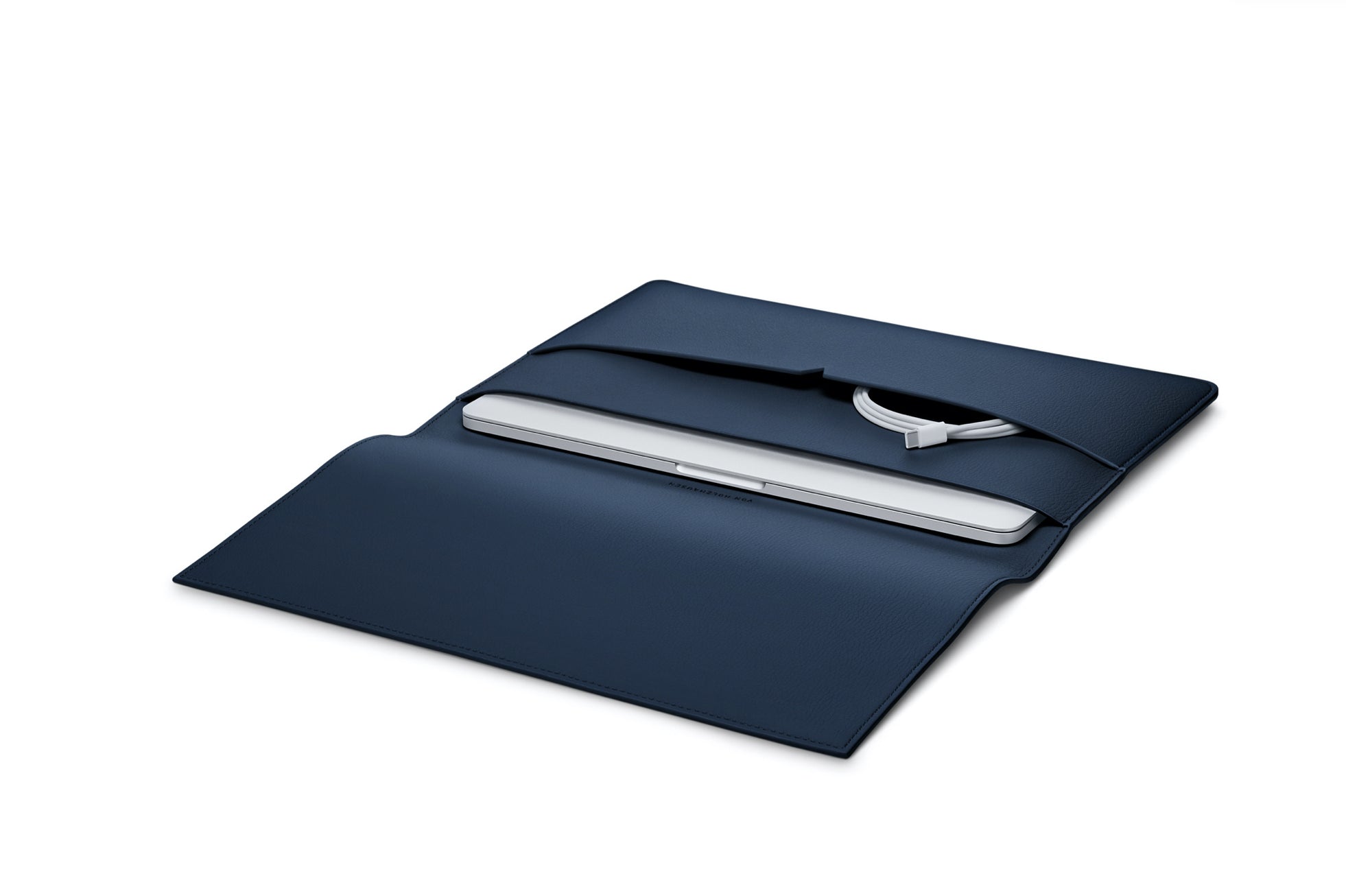 The MacBook Portfolio 13-inch in Technik-Leather in Denim image 3