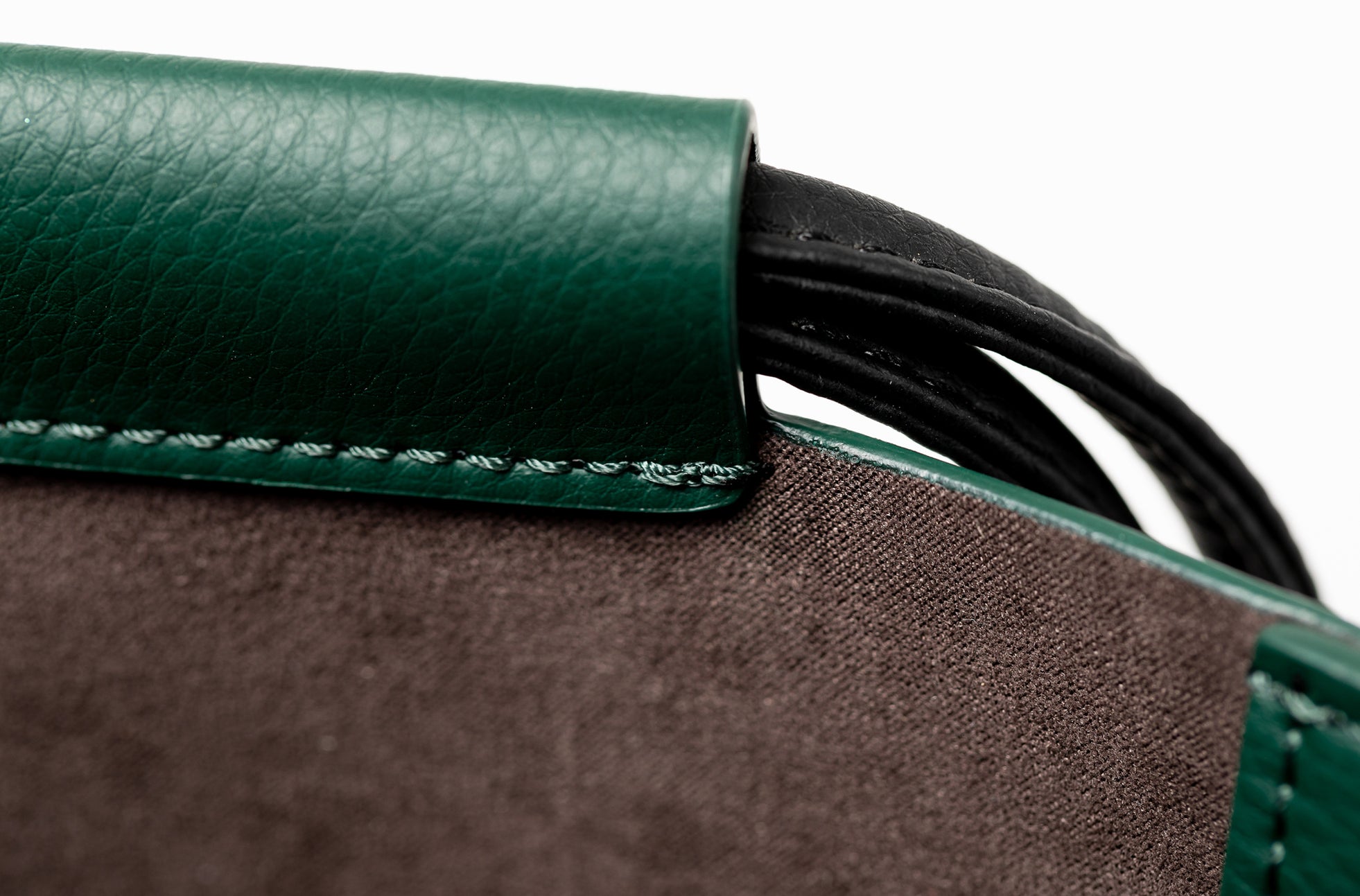 The Market Tote in Technik in Forest Green and Black image 10