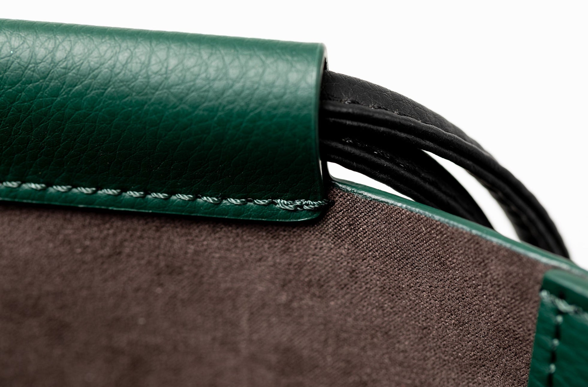 The Market Tote - Sample Sale in Technik in Forest Green and Black image 10