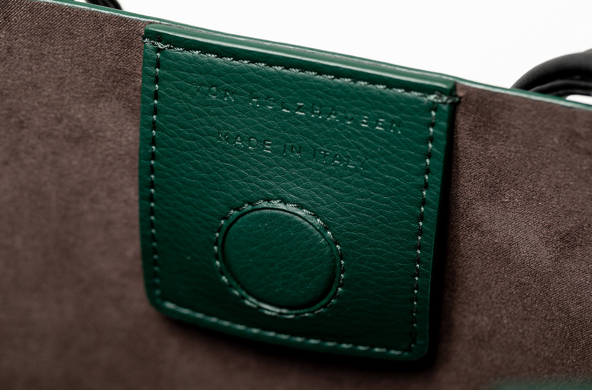 The Market Tote in Technik in Forest Green and Black image 11