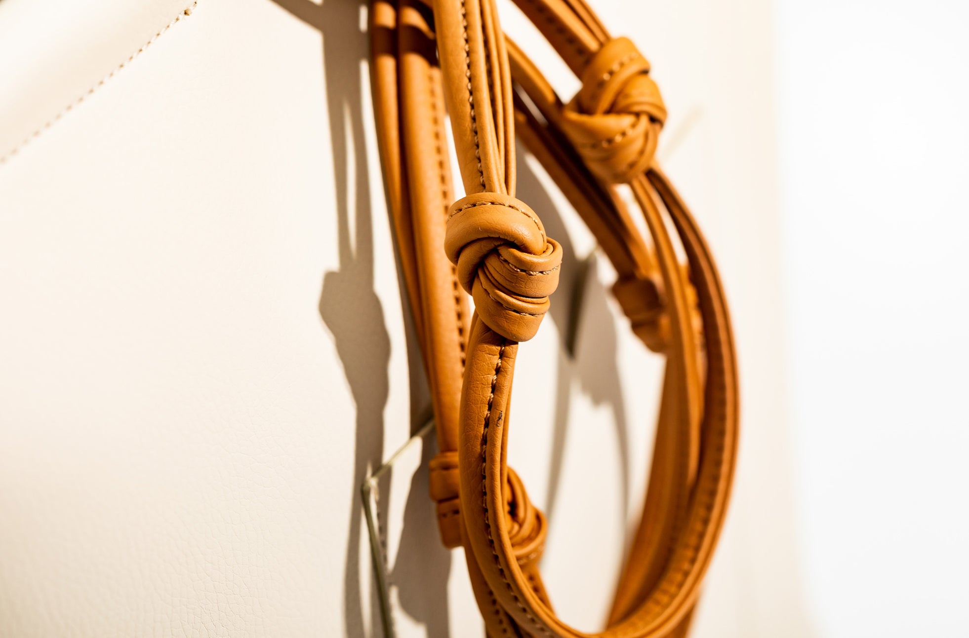The Market Tote - Sample Sale in Technik in Oat and Caramel image 6