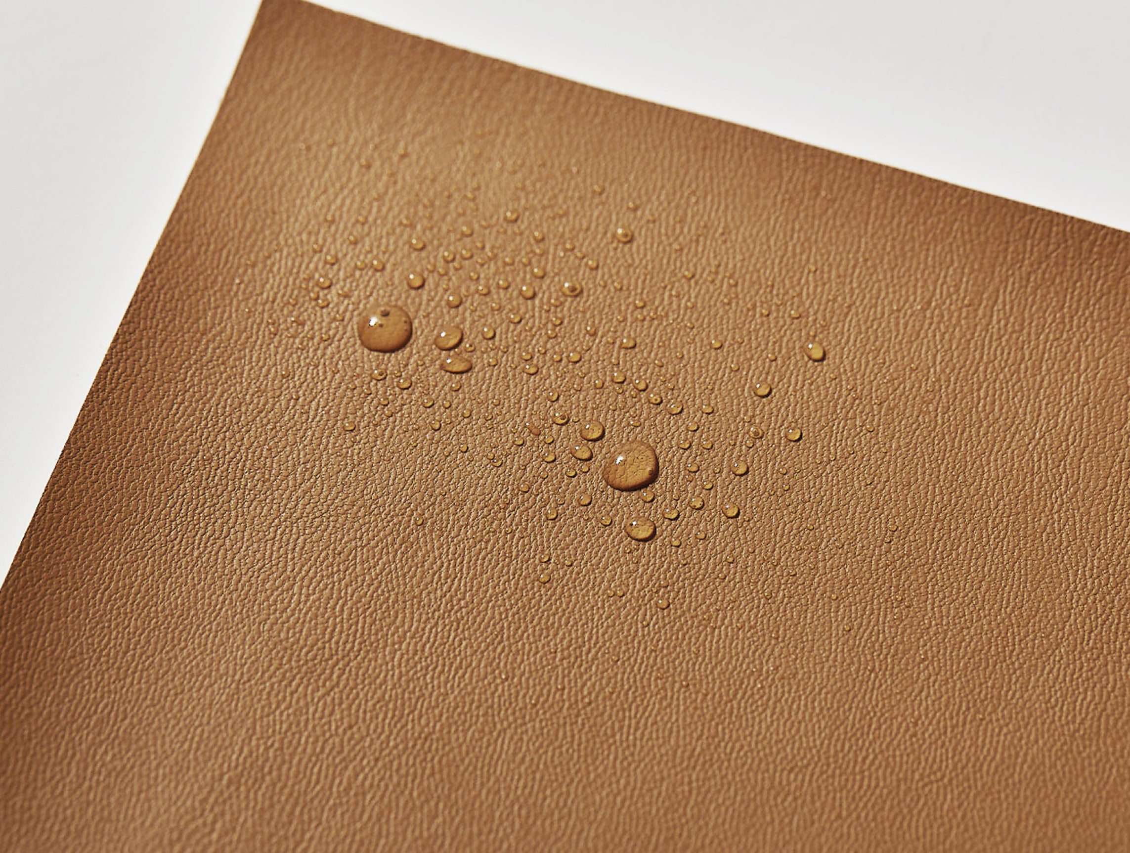 Banbū Leather in Banbū Leather in Caramel image 3