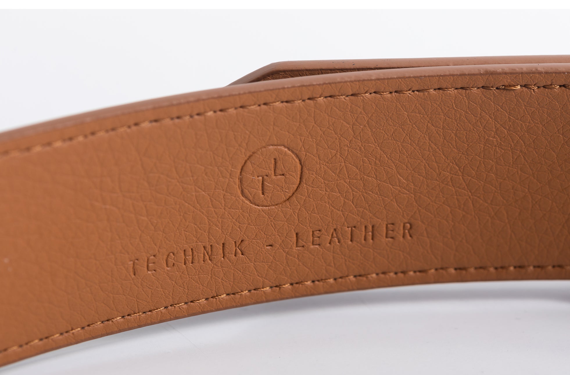 The Men's Belt in Technik-Leather in Caramel image 