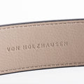 The Men's Belt in Technik-Leather in Stone image 8