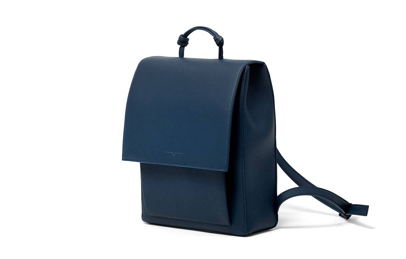 The Small Backpack - Sample Sale in Technik in Denim image 4