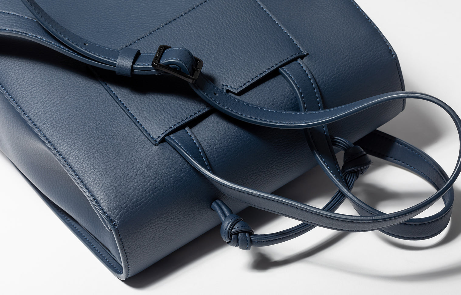 The Small Backpack in Technik-Leather in Denim image 13