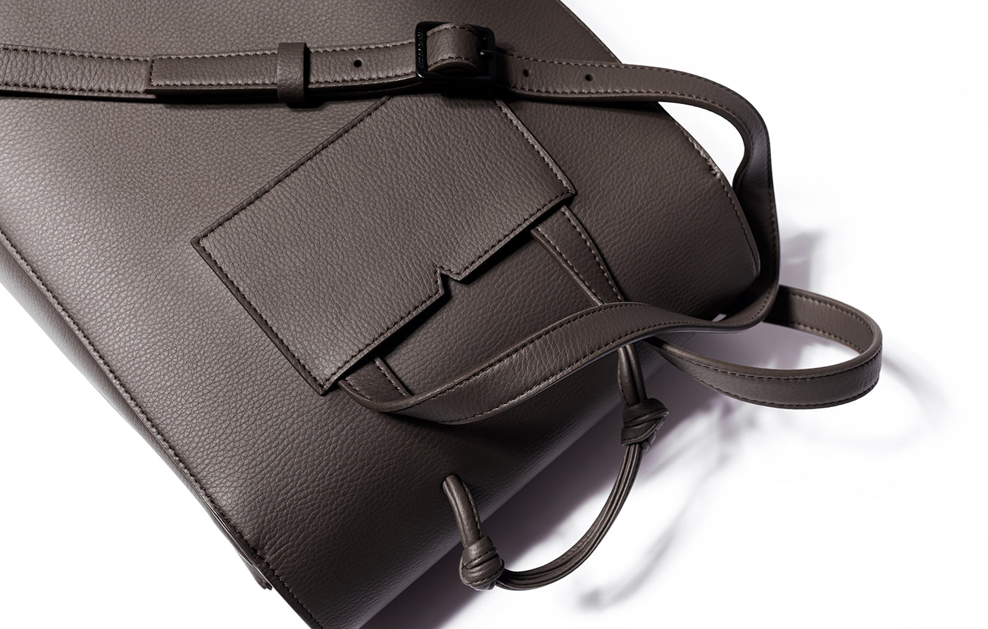 The Small Backpack in Technik-Leather in Taupe image 12