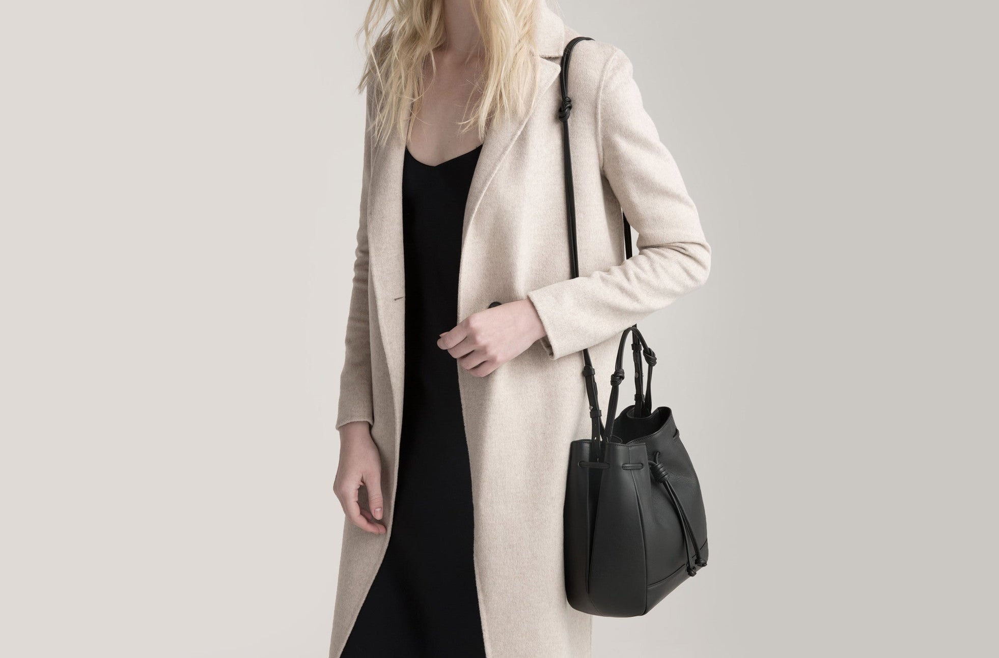 The Bucket Crossbody - Sample Sale in Technik in Black  image 3