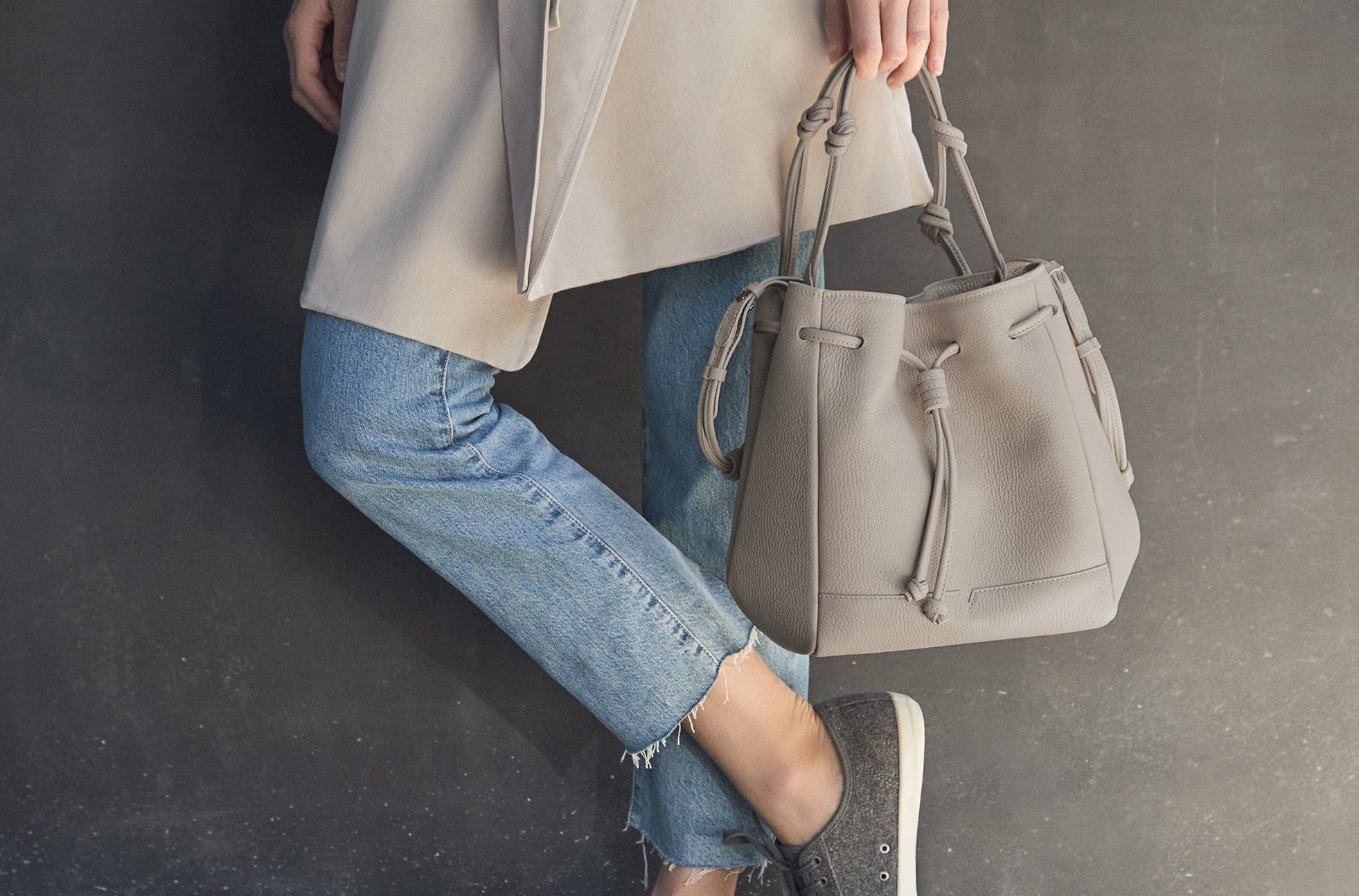 The Bucket Crossbody - Sample Sale in Technik in Stone image 