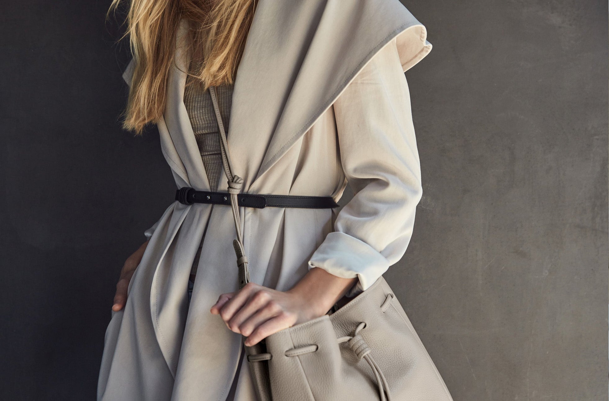 The Bucket Crossbody - Sample Sale in Technik in Stone image 