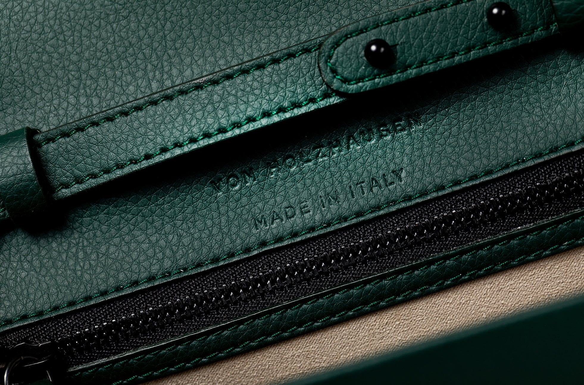 The Mini Handheld in Technik in Forest Green image 7