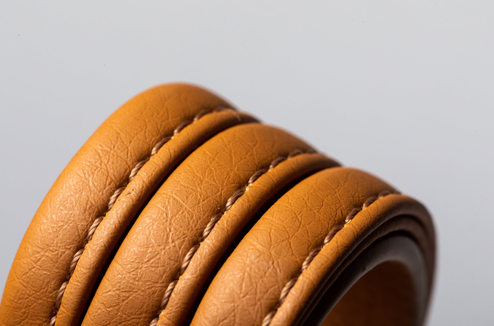The Napkin Rings - Sample Sale in Technik-Leather in Caramel image 4