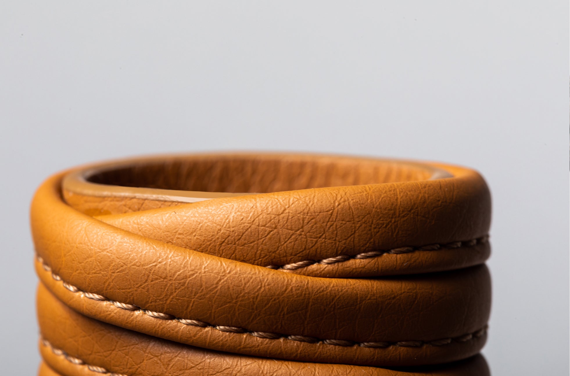The Napkin Rings - Sample Sale in Technik-Leather in Caramel image 3