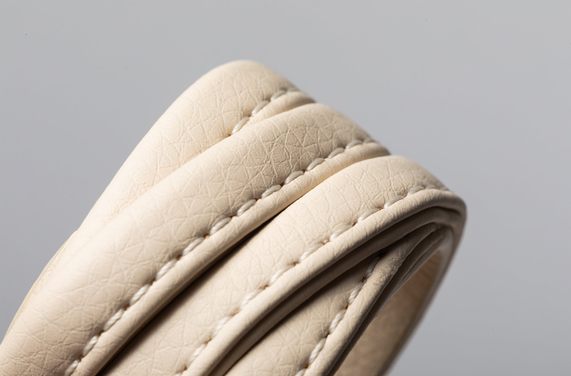 The Napkin Rings - Sample Sale in Technik-Leather in Oat image 6