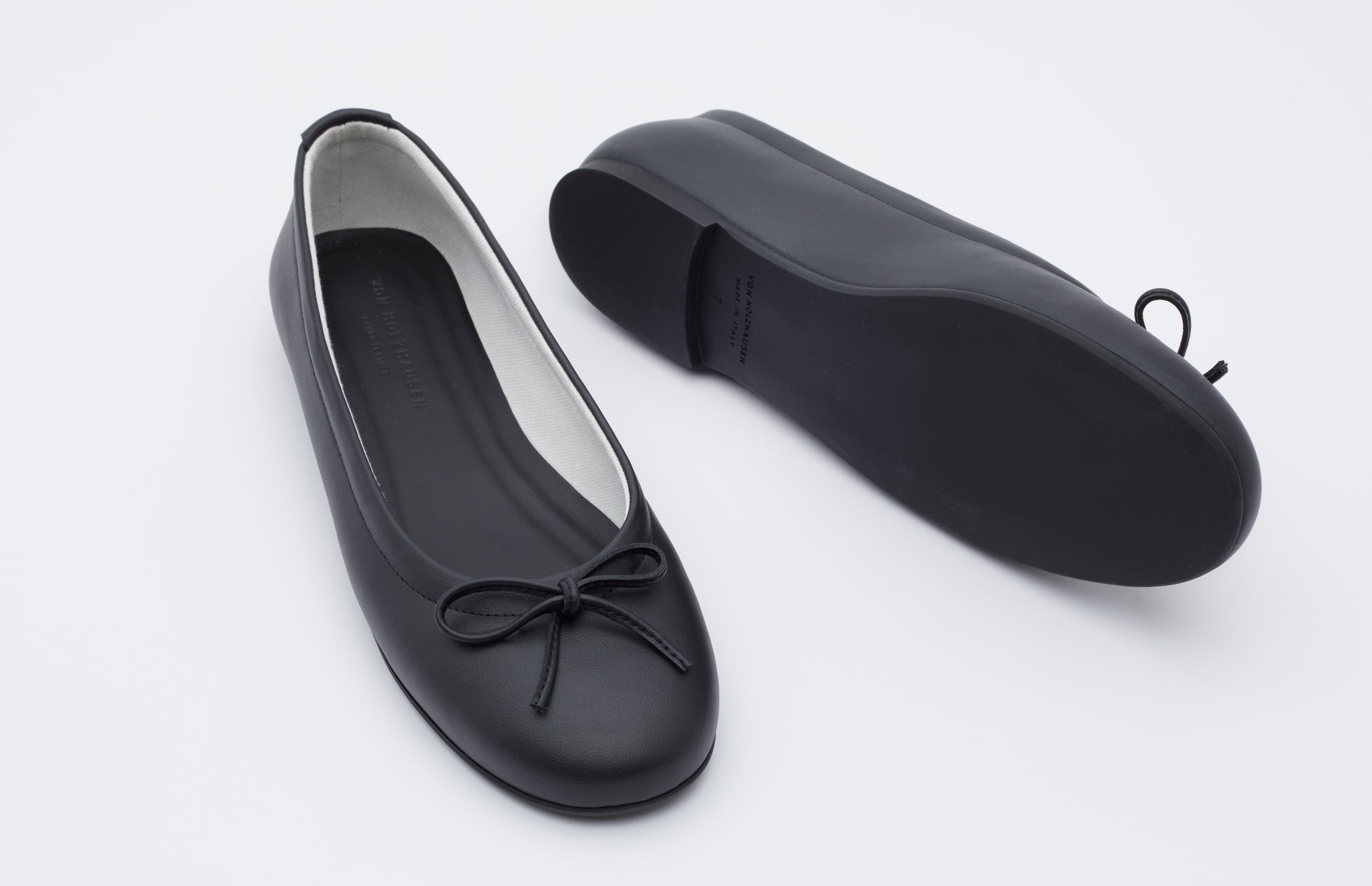 The Ballet Flat in Banbū Leather in Black image 13