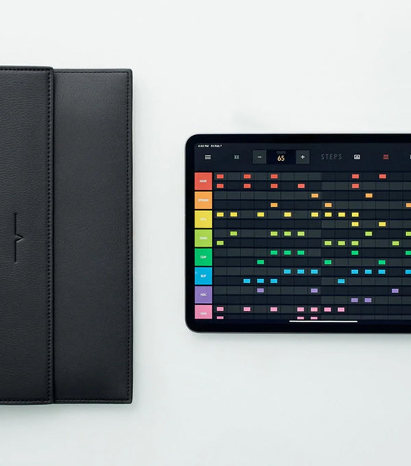 The iPad Plus Personalized Portfolio - Technik-Leather in Black