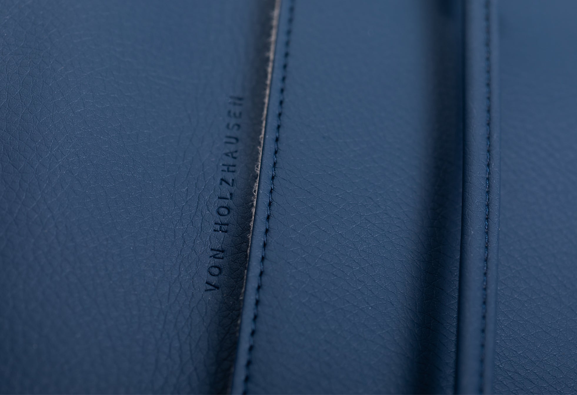 The Pouch in Technik in Denim image 8