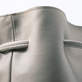 The Reversible Tote - Sample Sale in Technik in Stone / Fog image 4