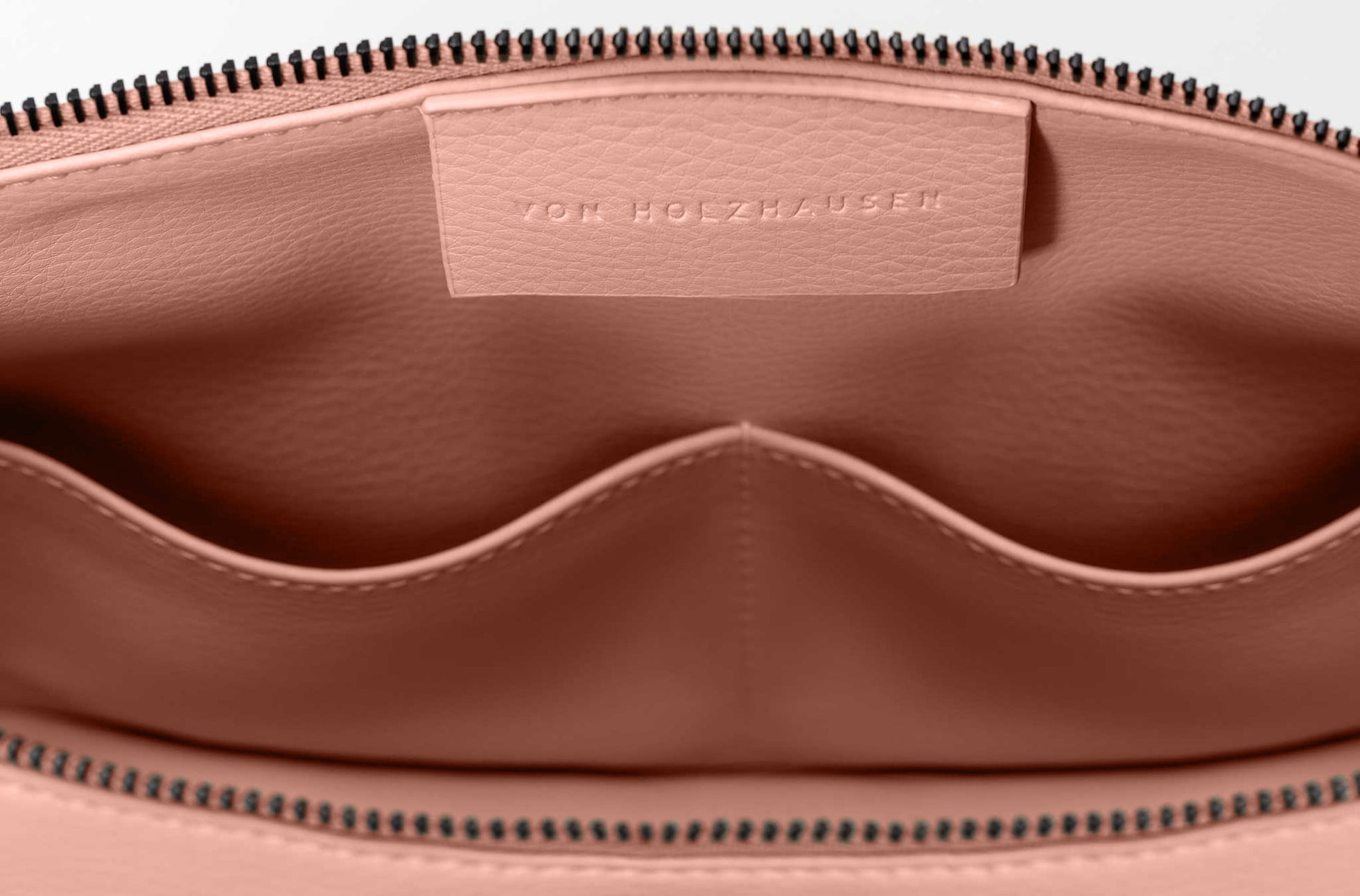 The Catch-All Pouch in Technik in Blush image 8