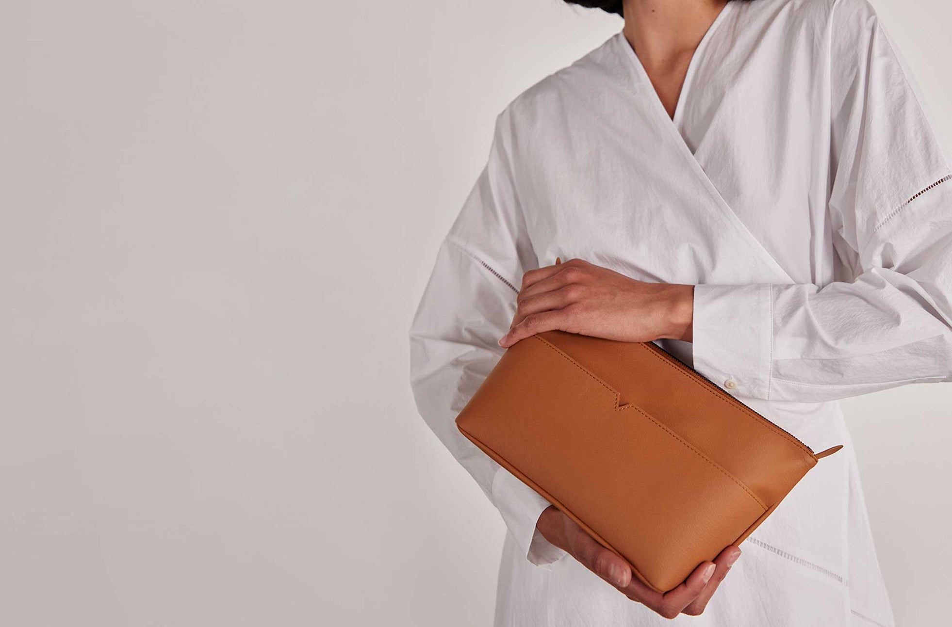 The Catch-All Pouch in Technik in Caramel image 2