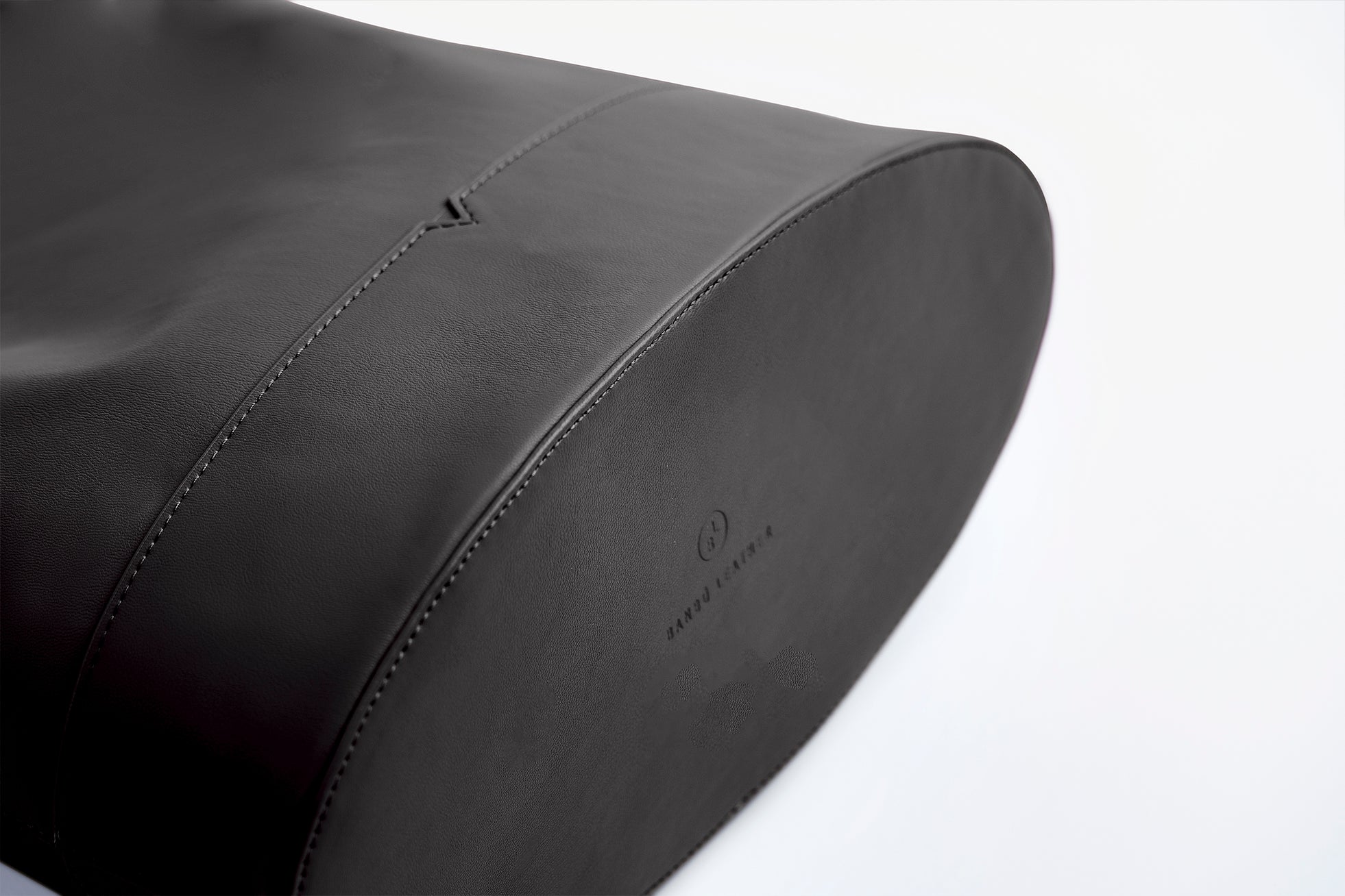 The Knotted Hobo in Banbū in Black image 9