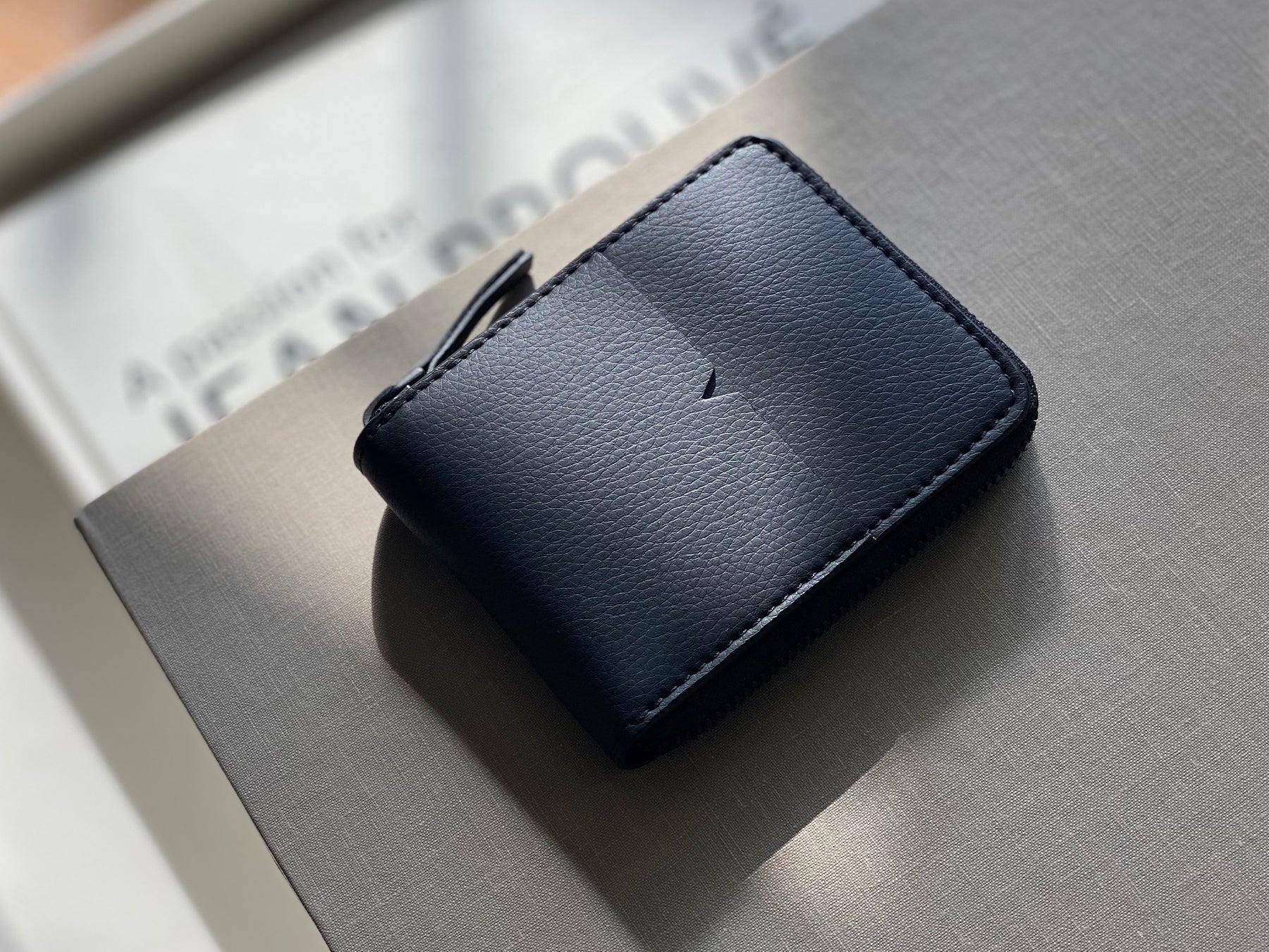 The Zip-Around Wallet in Technik in Black image 14