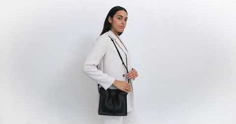 The Small Shopper in Technik in Sand video 14