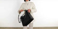 The Large Shopper in Technik-Leather in Taupe + Black video 13